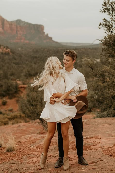 the sedona arizona desert is a MUST for your engagement sessions. We woke up at sunrise to run around between cacti in the hot sun! Dress For Engagement, Couple Poses Ideas, Charlottesville Virginia Wedding, Poses Romantic, Engagement Photo Dress, Richmond Virginia Wedding, Medford Oregon, Mendocino Coast, Photo Dress