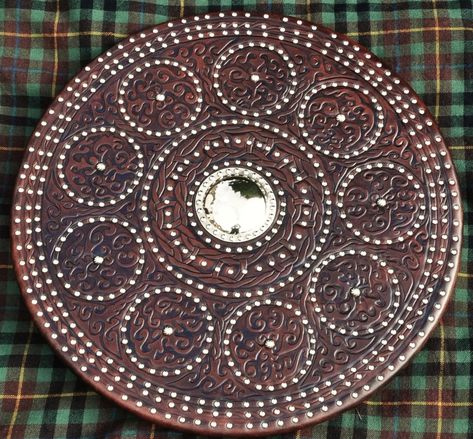 Real Scottish Targes - Highland-Targe.com Keeping Scottish culture alive Duke Of Argyll, Inveraray Castle, Scottish Culture, Play House, Scottish Highlands, Scotland, Decorative Plates, Projects To Try, Design