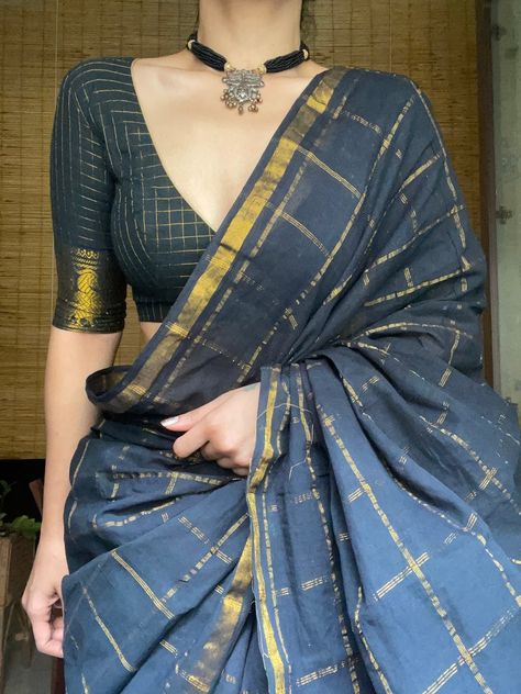 Modern Sarees, Cotton Blouse Design, Simple Saree Designs, New Saree Blouse Designs, Fashionable Saree Blouse Designs, Saree Gown, Wedding Blouse Designs, Indian Saree Blouses Designs, Saree Blouse Patterns