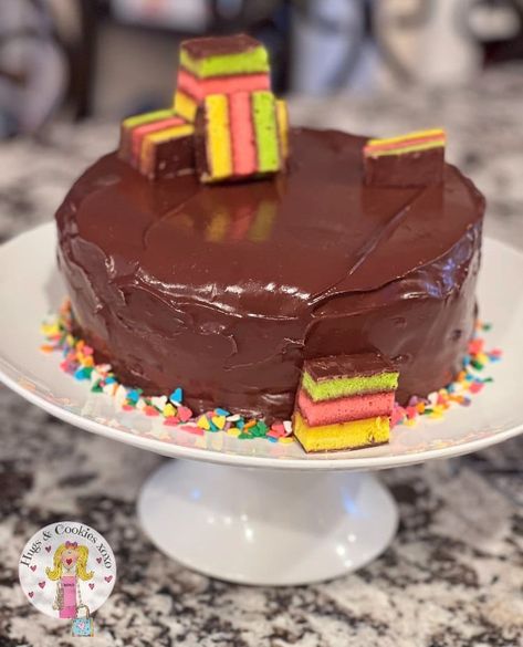 Rainbow Cookie Cheesecake, Rainbow Cookie Cake, Cookie Cheesecake, Rainbow Cookie, Almond Pastry, Rainbow Cookies, Baking Tutorial, Chocolate Cheese, Cheesecake Cookies