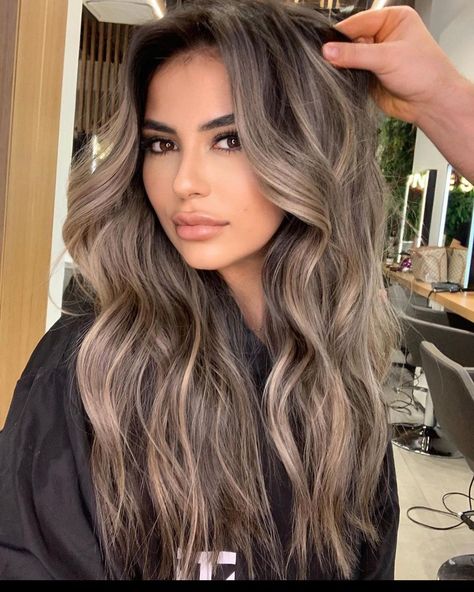 Outgrown Roots, Sombre Hair, Balayage Long Hair, Ash Blonde Hair, Hair Done, Brown Hair Balayage, Ombré Hair, Low Lights Hair, Blonde Hair Looks