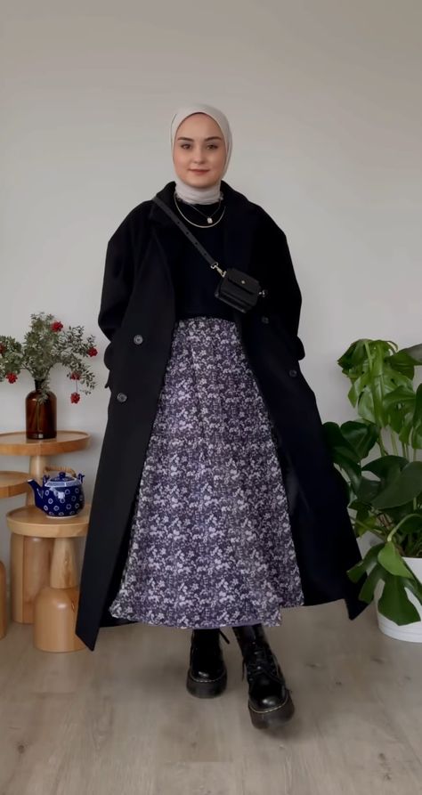 Winter Hijab Outfits, Hijab Fashion Summer, Stylish Hijab, Modesty Outfits, Muslim Outfits Casual, Hijabi Fashion Casual, Muslim Women Fashion, Winter Fashion Outfits Casual, Modest Dresses Casual