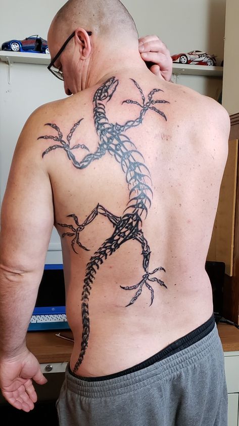 Lizard Skeleton Tattoo, Dragon Skeleton, Crocodile Tattoo, Lizard Tattoo, Bone Tattoos, Skeleton Tattoos, Komodo Dragon, Tattoo You, Dreamcatcher Tattoo