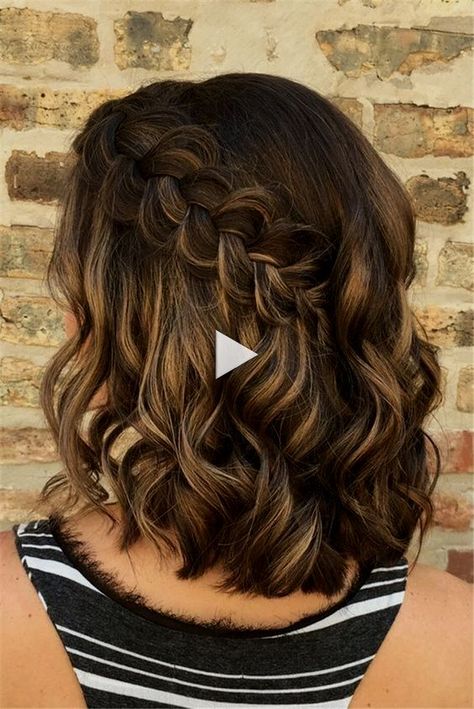 ✓✓Are you looking for something that will impress your guests and give your short hair some style Check out this gallery of trendy hairstyles for short hair! hoco hair ideas half up half down, hairstyles for long hair, ..!! Updos Homecoming, Formal Hairstyles For Short Hair, Prom Hair Medium, Short Homecoming Hair, Prom Hairstyles For Short Hair, Hairstyles For, Peinados Recogidos, Hair Homecoming, Heatless Hairstyles