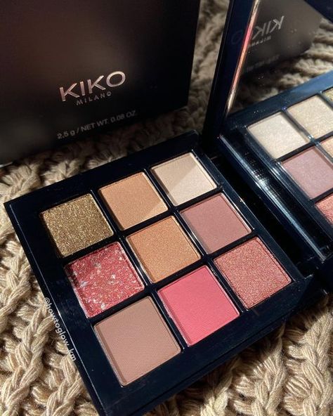 How To Glow🌟 on Instagram: "Beautiful Kiko Milano Glamour Multi Finish Eyeshadow Palette in 03 Burgundy Notes♥️ This palette contains soft mattes, subtle shimmers, one intense marble shade - red with gold glitters, and one sparkly topper shade - greenish gold✨ The palette is compact and it’s the same size as Bright Quartet eyeshadow palettes from #kikomilano ☺️" Kiko Milano Palette, Sparkly Eyeshadow Palette, Kiko Milano Eyeshadows, Kiko Eyeshadow Palette, Kiko Milano Aesthetic, Kiko Eyeshadow, Royal Makeup, Makeup Kiko, Kiko Makeup