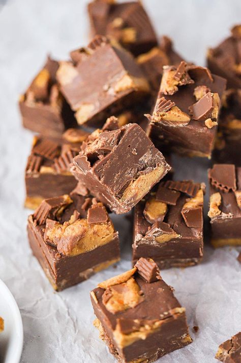 Best Fudge Recipe, Pumpkin Fudge, Microwave Fudge, Crazy For Crust, Oh Fudge, Fudge Recipes Easy, Peanut Butter Desserts, Fudge Easy, Best Desserts