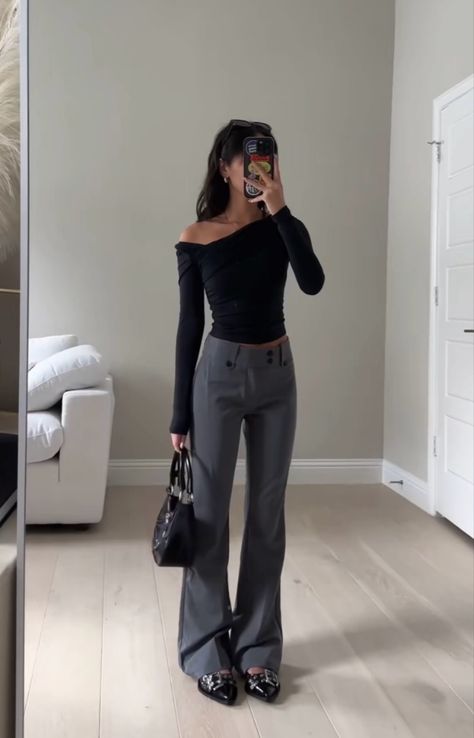 @hope.cee Cute Professional Outfits, Smart Casual Women, Smart Outfit, Smart Casual Outfit, Fashion Mistakes, Outfit Inspo Fall, Professional Outfits, Basic Outfits, College Outfits