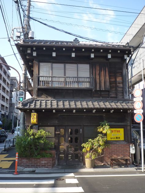 Japanese Facade, Japanese Neighborhood, Japanese Coffee Shop, Old Japanese House, Tokyo House, Japanese Buildings, Japanese Town, Japanese Shop, Building Aesthetic