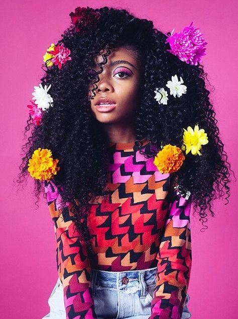 Skai Jackson Skai Jackson, Flowers In Her Hair, Stunning Hairstyles, Teyana Taylor, Keke Palmer, Flat Twist, Sisterlocks, Trendy Flowers, Scene Hair