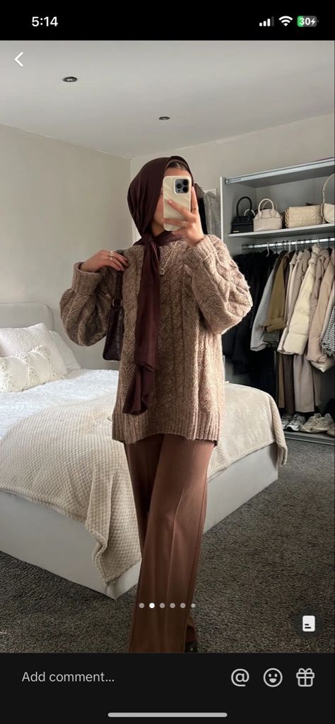 Hijabi Everyday Outfits, Cute Halal Outfits, Modest Uni Outfits Hijabi, Jummah Outfit, Hijab Fashion School, Hijab College Outfit, Outfit Ideas Muslim Girl, Modest Trendy Outfits Casual, Hijabi College Outfits