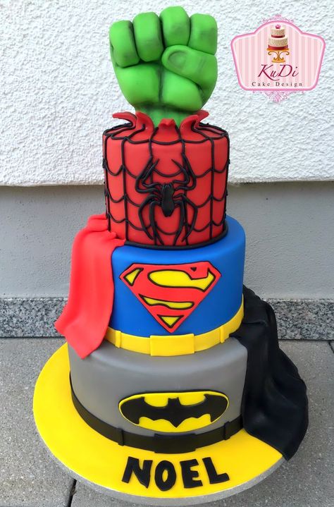 Hulk Birthday Cakes, Superhero Cakes, Superman Hulk, Hero Cake, Spider Man Cake, Superman Cakes, Spiderman Birthday Cake, Hulk Birthday, Boys Cake