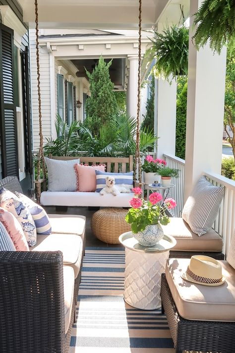 Sharing 6 unique ways to update your small front porch and maximize seating just in time for summer. #frontporch #smallfrontporch #porchseating #porchdaydreamer #porchswing #porchswingmakeover Porch Daydreamer, Front Porch Seating, Pretty Porches, Screen Porches, Small Porch Decorating, Front Porch Furniture, Fabric Protector, Balkon Decor, Backyard Furniture