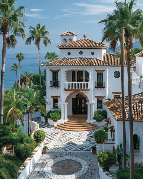 Instagram Large Window Ideas, Villa Home Design, Spanish Coastal Home, Spanish Landscaping, Spanish Home Exteriors, Spanish House Design, Spanish Style Mansion, Home Entrance Ideas, Luxury Home Exterior