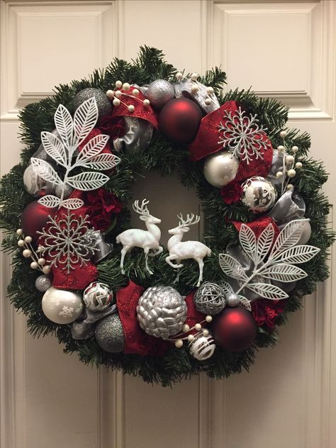 Burgundy, gray, silver, and winter white Christmas wreath by @holidaydecorandmore Gray And Red Christmas Tree, Burgundy Silver Christmas Tree, Red And Silver Wreath, Burgundy Christmas Wreath, Burgundy And Silver Christmas Decor, Silver Wreath Christmas, Burgundy And Silver Christmas Tree, Red And White Christmas Wreaths, Silver Christmas Wreath Ideas