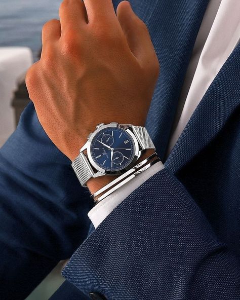 Luxury Men Watch store.daveomeiza.com #luxury #watch #menwatch #rolex #viral Classy Watch, Timeless Watches, Blue Watches, Hand Watch, Men's Watches, Sardinia, Watch Collection, Men's Accessories, Men's Watch