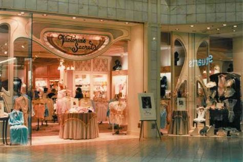 Victoria's Secret Holyoke Mall - This is how I remember this store. Before they turned it into a bubble gum color 1980s Mall Stores, 80s Department Store, Miller Grove, 80s Mall, 90s Victoria Secret, Mall Madness, 90s Mall, Shop Assistant, Victoria's Secret Aesthetic