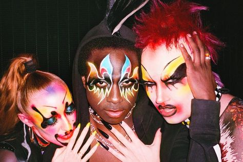 Club Kids Aesthetic, Club Kid Makeup, Party Monsters, Queer Culture, Drag Ideas, Club Makeup, Inspo Makeup, Goth Subculture, Chic Makeup