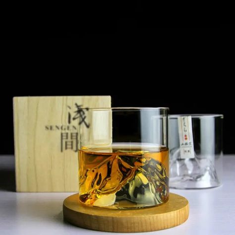 Niche Japanese Style Whisky Cup shallow Mountain Liqueur Xo - Temu Small Airbnb, Glass For Men, Japanese Whiskey, Wine Ideas, Glass Accessories, Unique Glasses, Glass Showcase, Furniture Design Inspiration, Japanese Whisky