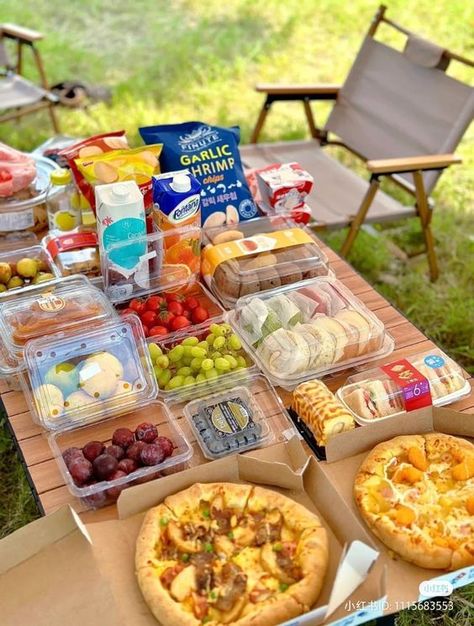 Party Food Catering, Easy Healthy Food, Picnic Date Food, Picnic Menu, Picnic Vibes, Picnic Snacks, Healthy Food Ideas, Picnic Dinner, How To Eat Healthy