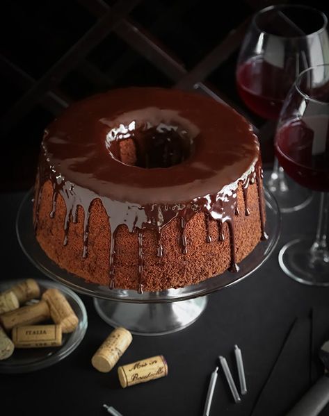 wine3 Angel Food Cake Pan, Vegetarian Bake, Baking Cocoa, Cocoa Chocolate, Wine Desserts, Chiffon Cake, Angel Food Cake, Angel Food, Chocolate Cream