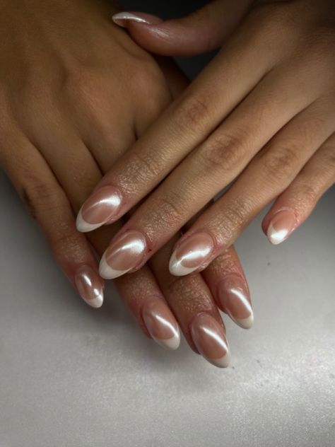 Nails Hailey Beiber, Beiber Nails, Chrome Acrylic Nails, Chrome French Tips, Chrome French, Nails Chrome, French Tips, Nails Inspo, Chrome Nails