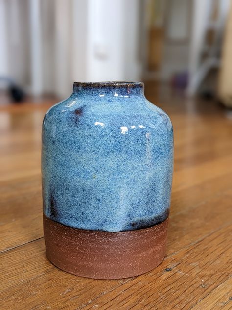 Red Clay Glazing Ideas, Glazes On Red Clay, Amaco Glazes On Red Clay, Red Clay Glaze Ideas, Amaco Textured Turquoise, Amaco Blue Rutile, Red Clay Pottery, Blue Rutile, Textured Turquoise