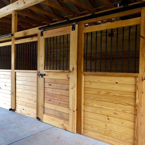 DIY Stall Fronts Stall Front Ideas, Diy Horse Stall Door, Diy Stall Doors, Horse Stall Window Ideas, Diy Stall Fronts, Farm Makeover, Horse Stalls Diy, Horse Stall Fronts, Horse Stalls Doors