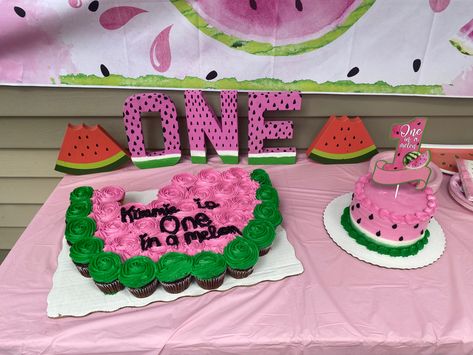 Watermelon Birthday Cake Smash, One In A Melon First Birthday Cupcakes, One In A Melon Birthday Cake, Watermelon Smash Cake First Birthdays, One In A Melon Smash Cake, One In A Melon First Birthday Food, One In A Melon First Birthday Cake, One In A Melon First Birthday, Watermelon Smash Cake