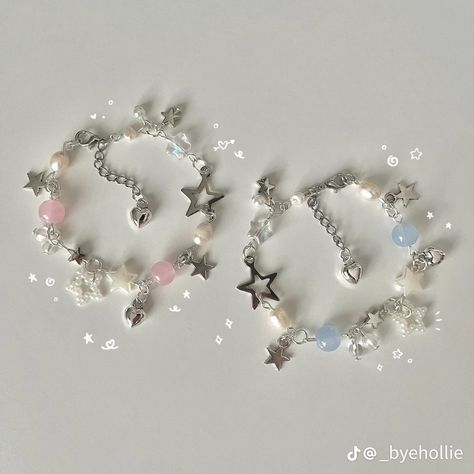 Glass Bead Bracelet Ideas Aesthetic, Aesthetic Bracelets Beads, Beads Bracelets Aesthetic, Gelang Manik Aesthetic, Star Beaded Bracelet, Pretty Jewelry Necklaces, Y2k Fairy, Bead Charms Diy, Handmade Jewelry Tutorials