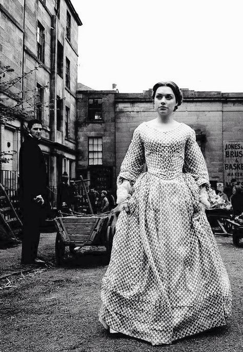 Margaret Hale, Best Period Dramas, Era Victoria, Little Dorrit, Elizabeth Gaskell, John Thornton, Bbc Drama, John Brown, Period Movies