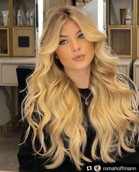 Hairstyle Ideas For Long Hair, Ideas For Long Hair, Perfect Blonde Hair, Woman With Long Hair, Haircut Tip, A Hairstyle, Perfect Blonde, Hair Color Streaks, Long Hair Wedding Styles