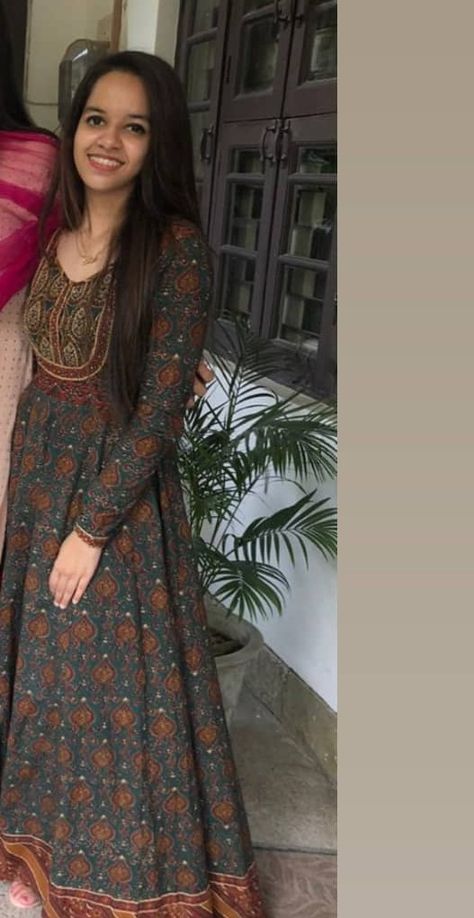 Indian Fits, Frock For Women, Kurta Dress, Cotton Kurti Designs, Cotton Kurti, Anarkali Dress, Fashion Attire, Kurti Designs, Anarkali