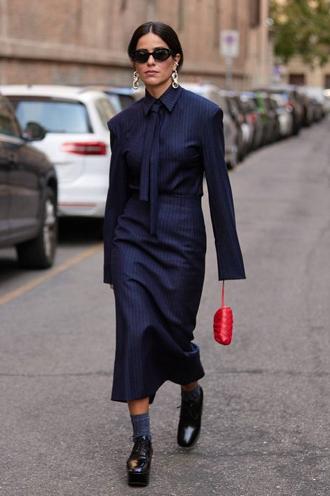 Tie Outfit, Milan Fashion Week Street Style, Milan Street Style, Paris Fashion Week Street Style, Street Style Trends, The Best Street Style, Style Looks, Best Street Style, Spring Street Style