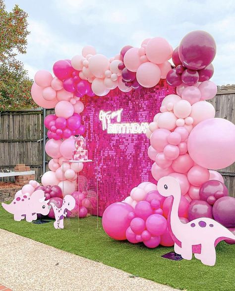 Dino Pink, Girl Dinosaur Birthday, Dinosaur Birthday Party Decorations, 1st Birthday Girl Decorations, Dinosaur Themed Birthday Party, Dino Birthday Party, Barbie Birthday Party, Fiesta Decorations, Dinosaur Theme Party