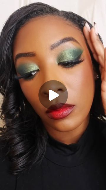 Kristen Green on Instagram: "Easy Emerald Green Eyeshadow Tutorial For Beginners 💚   Makeup Used In Video👇🏾   @glamlite Eye-Cing eyeshadow primer  @colourpopcosmetics Just my luck Eyeshadow palette  @kvdbeauty Dazzle Stick Shade Green Flash - intense jade @essence_cosmetics Princess Lash Mascara   #emeraldeyeshadow #eyeshadow #eyeshadowtutorial #makeupforbeginners" How To Wear Green Eyeshadow, Emerald Green Eyeshadow, Green Eyeshadow Tutorial, Emerald Eye Makeup, Eyeshadow Tutorial For Beginners, Glitter Makeup Looks, Beginners Makeup, Just My Luck, Skin Care Routine Order