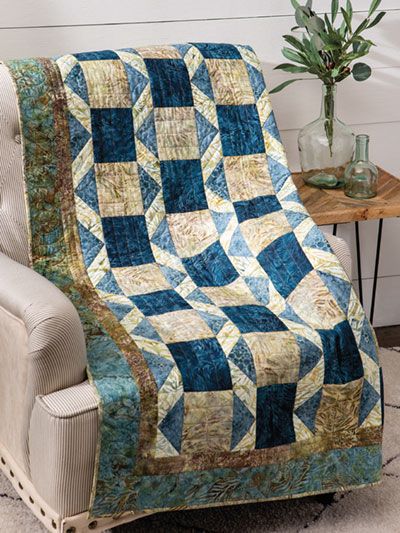 Quilt Designs Ideas, Large Block Quilt Patterns, 3 Fabric Quilt Pattern, Diy Quilt Patterns, Wedding Quilt Ideas, Flying Geese Quilt Ideas, Quilts For Men, Quilts For Men Patterns, Blue And White Quilts