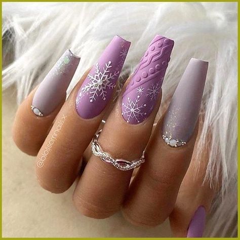 Nails Navidad, Nails 2022, Her Nails, Gray Nails, Christmas Nails Acrylic, Nails 2023, Glam Nails, Beautiful Nail Designs, Xmas Nails