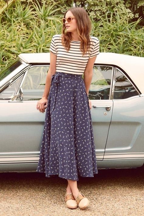 24 Eco-Friendly Clothing Brands That Are Stylish And Helping To Save The Planet Eco Friendly Clothing Brands, Mode Tips, Silk Maxi Skirt, Skirt Maxi, Eco Friendly Clothing, Mode Casual, Rock Style, Mode Inspiration, Looks Vintage