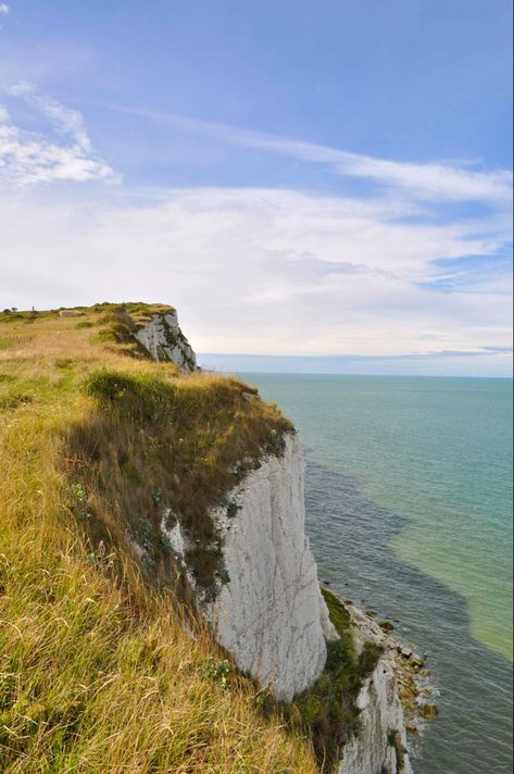 Calais France Beach, North Of France Aesthetic, Mood Pics Aesthetic, Coast Of France, Calais France, Villa France, Coconut Girl Aesthetic, Photo Dream, France Aesthetic