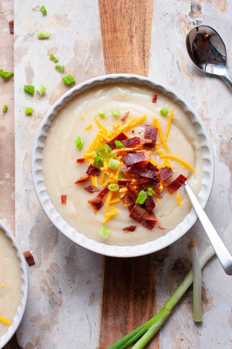 Baked Potato Cauliflower Soup - Erin Lives Whole Coliflower Soup, Potato Cauliflower Soup, Cauliflower Potato Soup, Erin Lives Whole, Cooking Turkey Bacon, Making Baked Potatoes, Healthy Potatoes, Clean Eating Chicken, Loaded Baked Potato