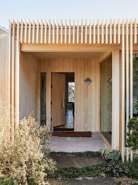 Japandi Fashion, Japandi Exterior, Wood Siding House, Hygge Design, Scandinavian Hygge, Wood Facade, Zen Room, Japanese Minimalism, Door Porch