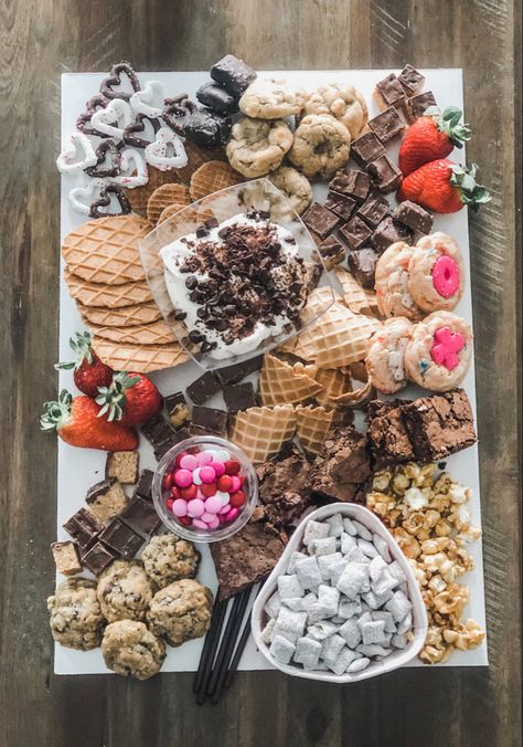 Cannoli dip, puppy chow, variety of cookies and other goodies Cannoli Dip Board, Cannoli Charcuterie Board, Cannoli Dip Charcuterie Board, Sweets Charcuterie Board Ideas, Charcuterie Vegan, Cookie Charcuterie Board, Butter Boards, Cannoli Dip, Dessert Platter