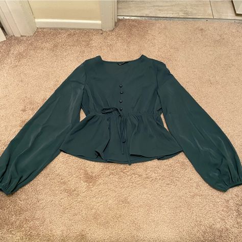 Hunter Green Shein Peplum Top Detailed With Buttons Elastic Waistline Elastic Around Wrists Never Worn, But No Tags Shein Tops, Hunter Green, Peplum Top, Blouses, Elastic, Tags, Green, Women Shopping, Color