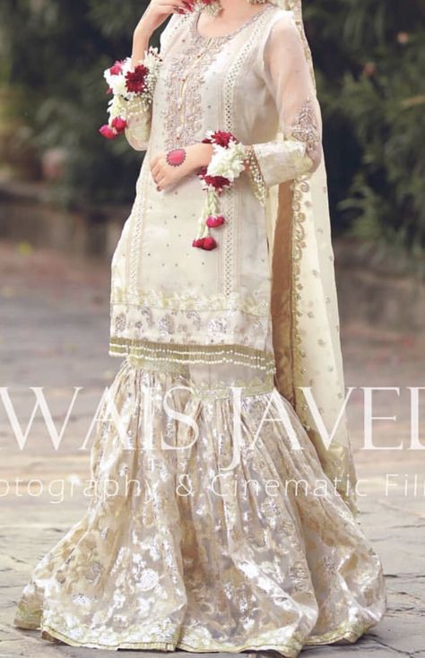 Traditional Gharara, Nikah Outfit, Nikah Dress, Shadi Dresses, Nikkah Dress, Bridal Dresses Pakistan, Pakistani Wedding Outfits, Pakistani Bridal Dresses, Pakistani Wedding Dresses