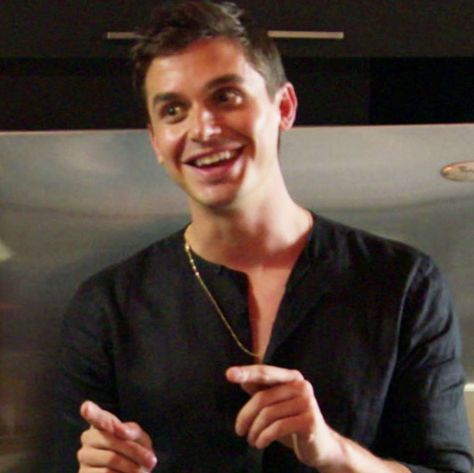 Antoni Porowski’s 21 Queer Eye Recipes, Ranked Worst to Best Peanut Masala, French Omelette, Antoni Porowski, Sushi Grade Tuna, Raw Tuna, Queer Eye, Breakfast Prep, Grilled Cheese Sandwiches, Wine Expert