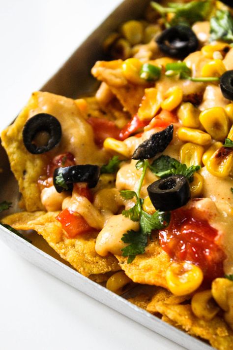 Grilled Corn Loaded Nachos with Homemade Cheese Sauce - The Twin Cooking Project by Sheenam & Muskaan Nachos In Oven, Spicy Cheese Sauce, Homemade Cheddar Cheese, Salsa Homemade, Homemade Nacho Cheese Sauce, Crunchy Corn, Baked Nachos, Vegetarian Nachos, Homemade Nachos