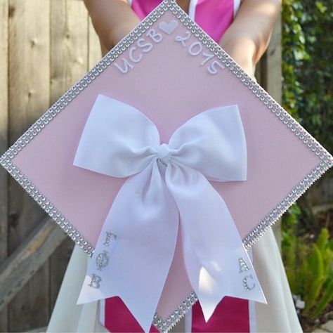 Pink Graduation Party, Grad Cap Decorated, Graduation Cap Decoration Diy, High School Graduation Cap, Grad Hat, College Graduation Cap Decoration, Grad Cap Designs, Diy Graduation Cap, Graduation Cap Toppers