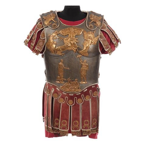 Knight Breastplate, Roman Armor, Roman Costume, Ancient Armor, Roman Legion, Roman Soldiers, Roman History, Medieval Armor, Suit Of Armor