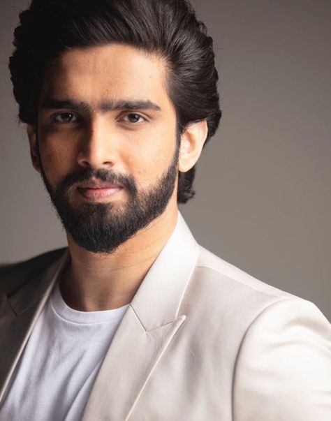 Amaal Malik, Armaan Malik, Blazer Outfits Men, Attitude Quotes For Girls, My Prince Charming, Eyelet Top, Cute Family, Outfits Men, Blazer Outfits