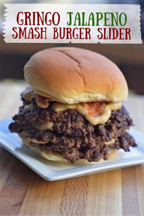 Coffee Burger Recipe, Jalapeno Smash Burger, Gourmet Smash Burger, Smash Burger Ideas, Blackstone Burger Recipes, Creative Burger Ideas, Stacked Burgers, Trill Burgers, Smash Burgers On Griddle